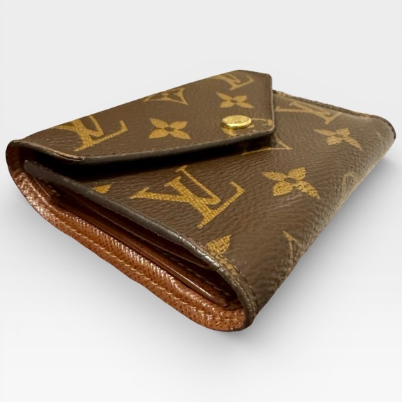 LOUIS VUITTON 2019 Monogram Victorine Wallet - Picture 6 of 16